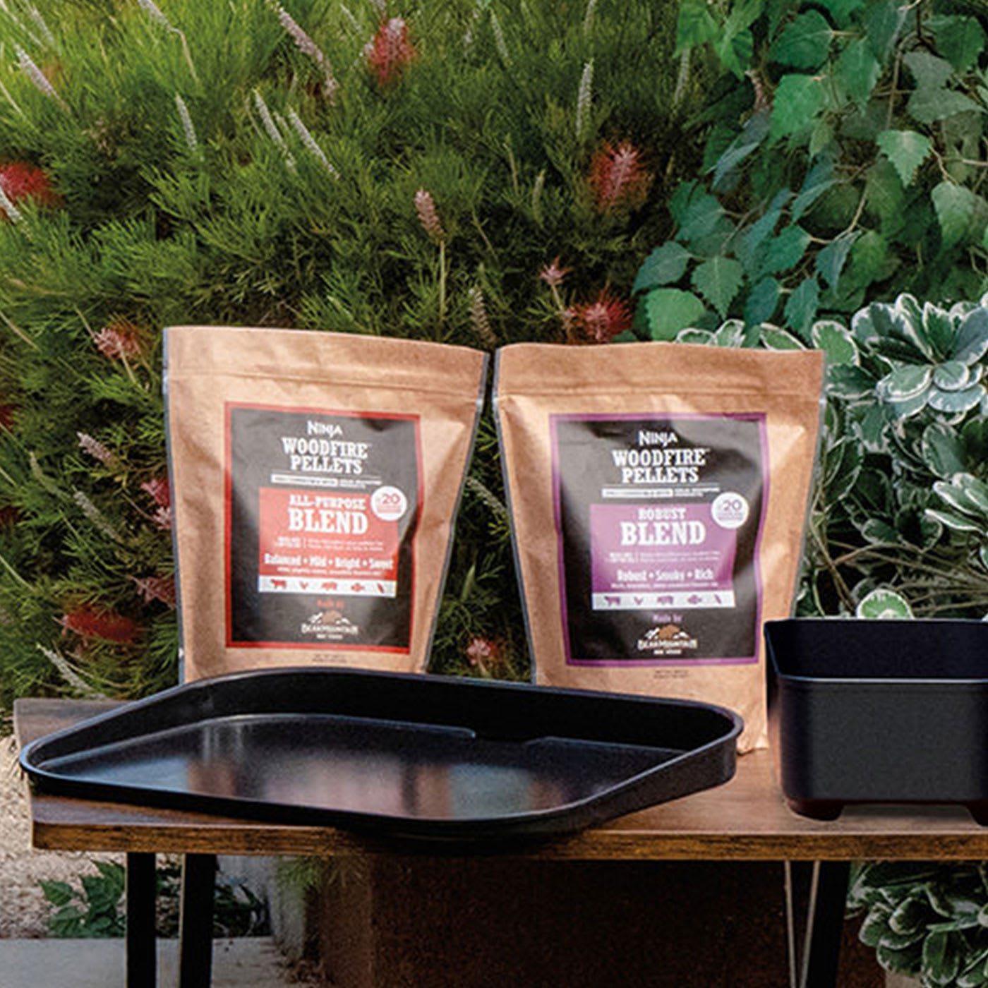 Ninja Woodfire XSKGRIDPLTEUK Grillplaat voor elektrische barbecue, platte plaat, compatibel met de Ninja Woodfire elektrische barbecue voor buiten, officiële Ninja-accessoires, antiaanbaklaag